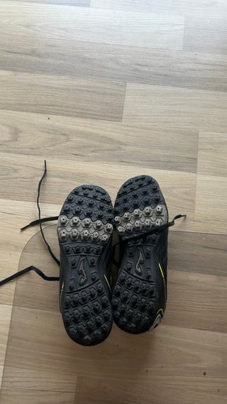 Zapatillas Fútbol Joma Maxima Negra/Amarilla