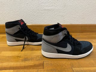Jordan 1 Gore-Tex 44.5 EUR / 10.5 US Negro y verde