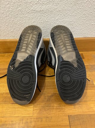 Jordan 1 Gore-Tex 44.5 EUR / 10.5 US Negro y verde