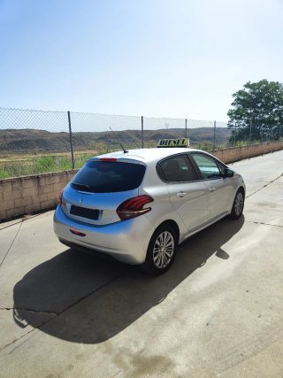 Peugeot 208 1.6HDI 2017