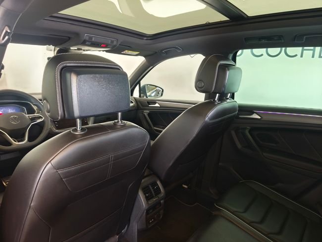 Volkswagen Tiguan 2021, foto 17