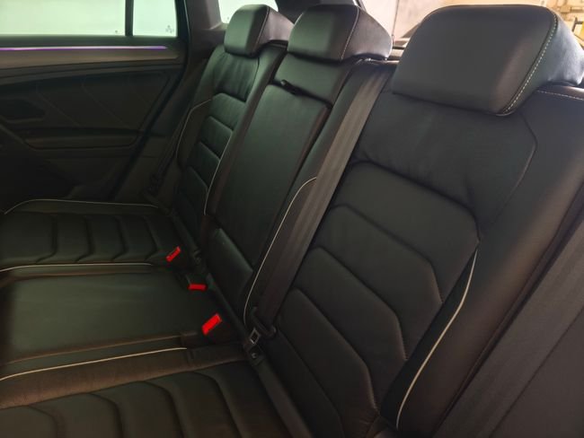 Volkswagen Tiguan 2021, foto 18