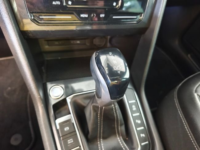 Volkswagen Tiguan 2021, foto 26
