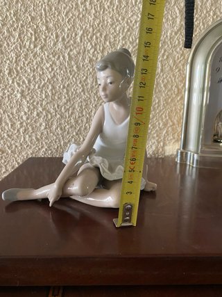 Figura Bailarina Lladró Sentada