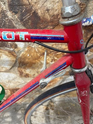 Bicicleta Peugeot Carretera Vintage Roja años 80