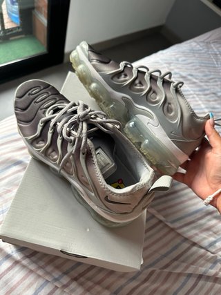 Zapatillas Nike Air Vapormax Talla 42 Grises