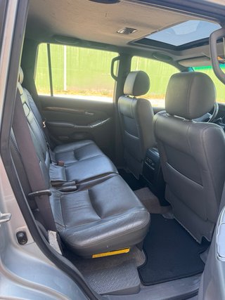 Toyota Land Cruiser 2004