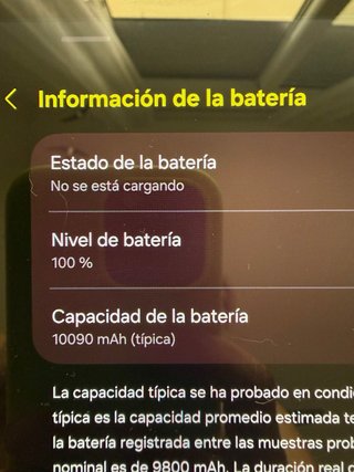 Tablet Samsung S9+ con Funda Verde