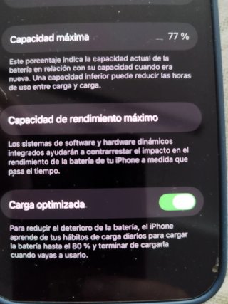 iPhone 13 con fundas y protector