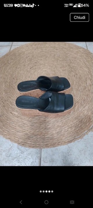 Sandali neri con zeppa