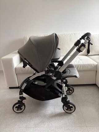 Bugaboo Bee 3 Silla de Paseo y Capazo gris