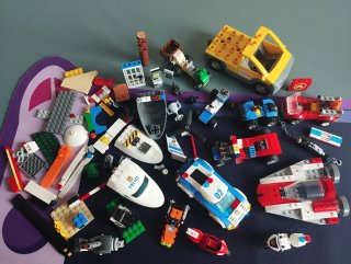Lote Lego vehículos y piezas