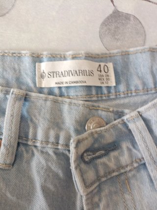 Vaqueros rotos mujer talla M Cintura: 80 Largo:95