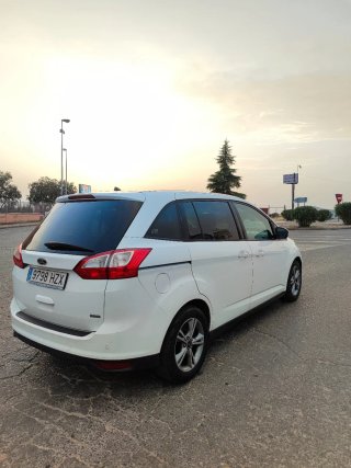 Ford Grand C-MAX 2015