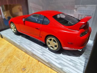 Toyota Supra MK4 Rojo 1:18