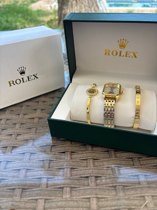 Reloj y pulseras Rolex nuevos con caja nueva