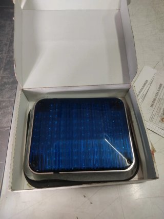 Pieza azul para vehículo