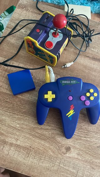 Mando Mega Joy Retro