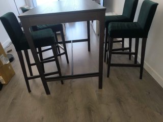Mesa alta y 4 sillas Ikea