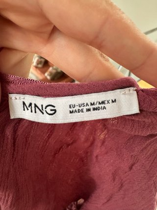 Top Mango volantes rosa/rojo