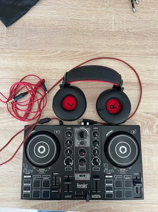 Controlador DJ Hercules Impulse 200
