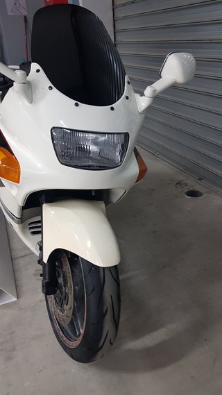 KAWASAKI ZZR 600