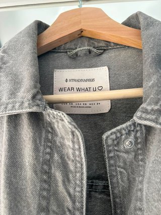 Chaqueta oversize Stradivarius gris