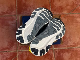 Asics Gel Kayano 32 Gris/Amarillo