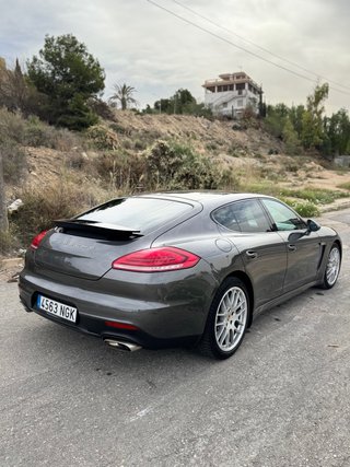 Porsche Panamera , Acepto Cambios