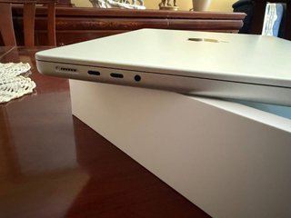 MacBook Pro 14 M4 (2024) 16GB 512GB SSD