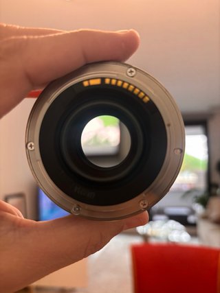 Canon EF 50mm f/2.5 Compact Macro en caja