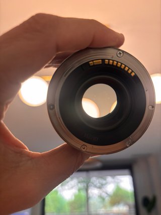Canon EF 50mm f/2.5 Compact Macro en caja