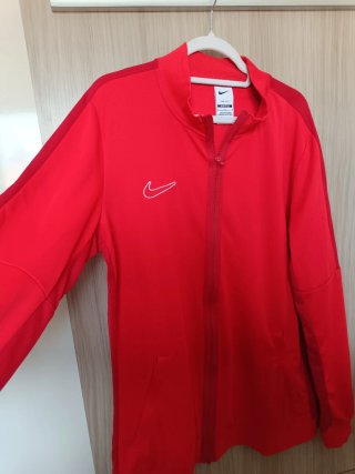 Chaqueta deportiva Nike Talla L Roja