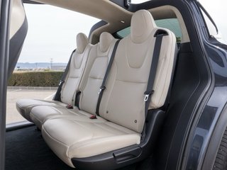 Tesla Model X 2018
