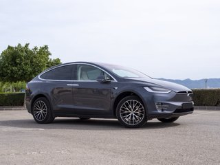 Tesla Model X 2018