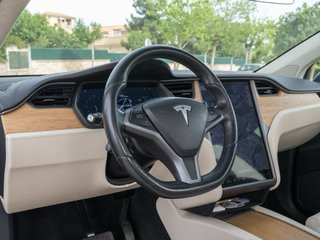 Tesla Model X 2018