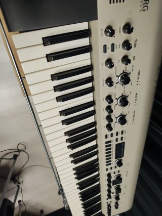 Sintetizador KORG KingKORG