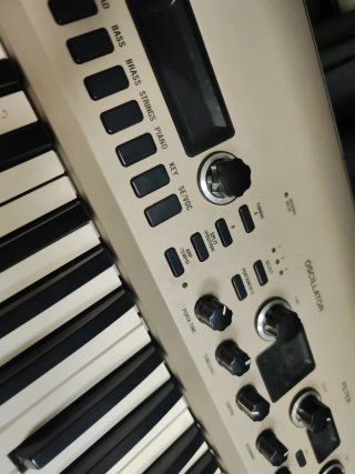 Sintetizador KORG KingKORG