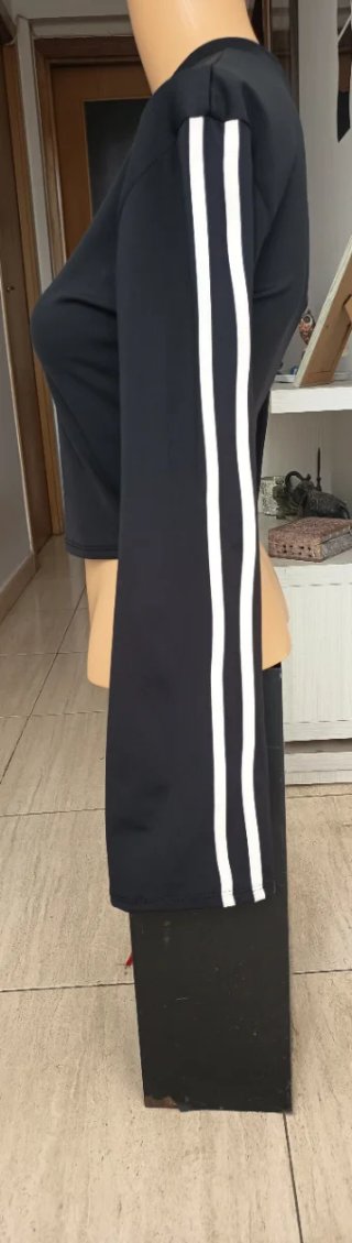 Camiseta negra manga larga