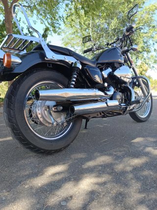 Honda VT 750 C Cruiser Negra