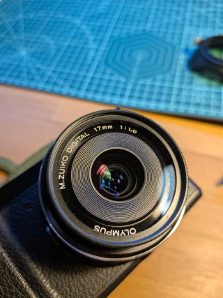 Panasonic GX80 + Olympus 17mm f1.7