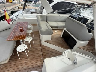 Alquiler de yate 12x4 para eventos con patron