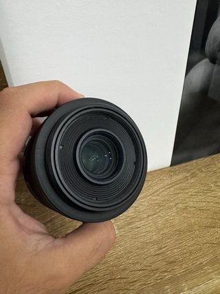 Canon RF 35mm F1.8 Macro IS STM