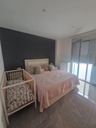 PISO SEMINUEVO