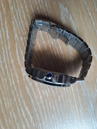 Reloj Cartier Plateado Elegante