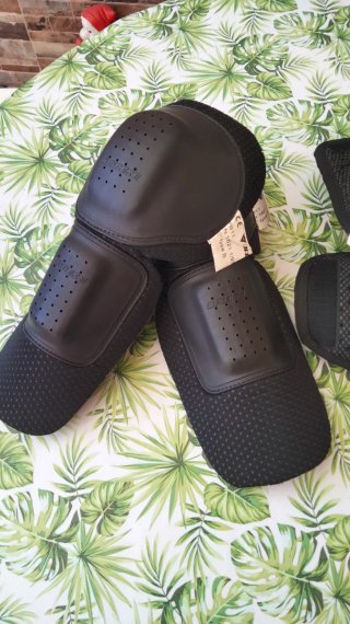 Protecciones Dainese Hombreras y Coderas