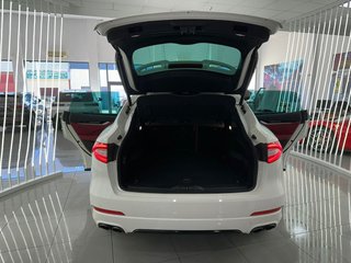 MASERATI Levante V6 275 HP D AWD