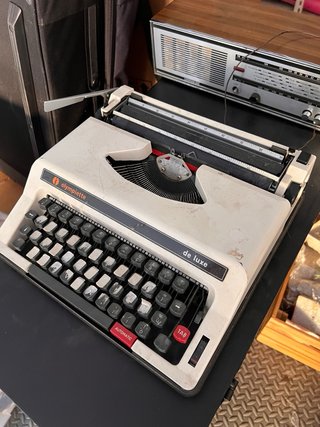 Macchina da scrivere Olympiette de luxe