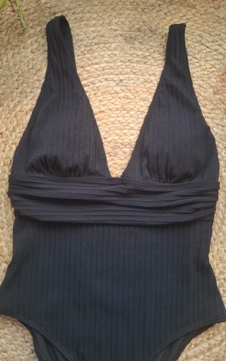 Bañador Shein Negro escote Talla M Nuevo