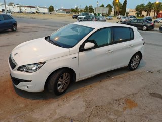 Peugeot 308 2016